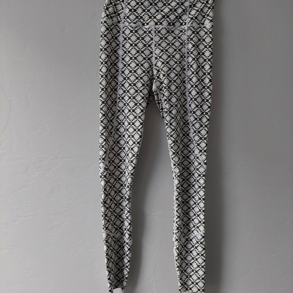 VARLEY Bedford Yoga  Workout‎ Pants Equinox Geo  Aztec Print Size XS
